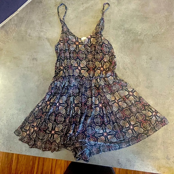 garage romper! so stylish - Picture 1 of 1